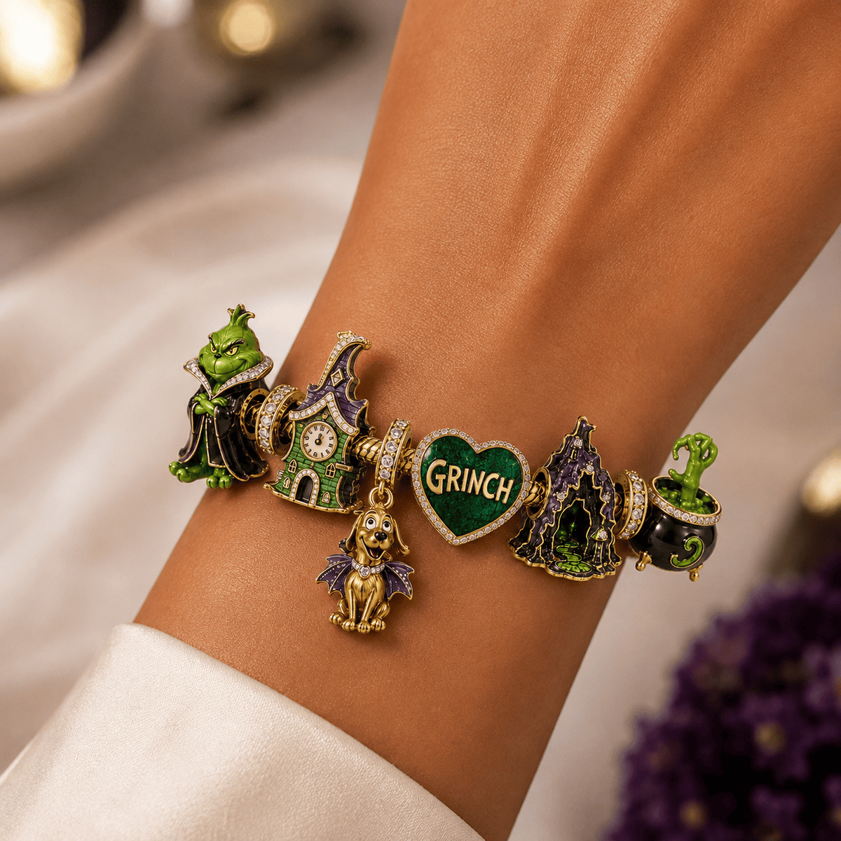 TGR Gold Charm Bracelet Set BMD
