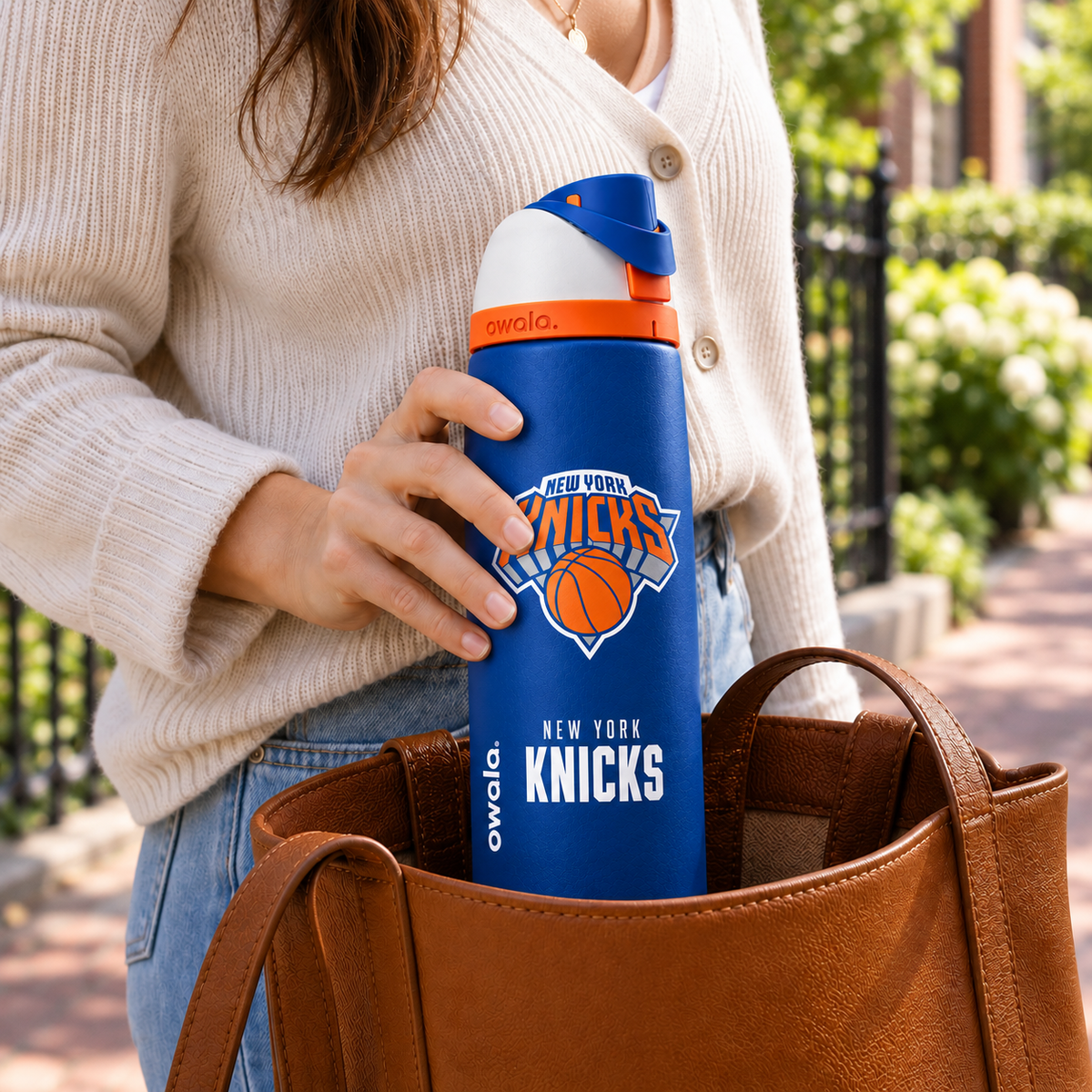 NYK Owala Water Bottle NHVH